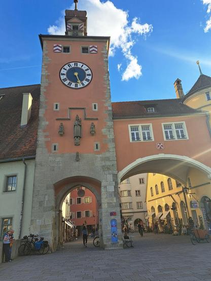 Brückturm in der Regensburger Altstadt. Foto von Katja Sternitzke